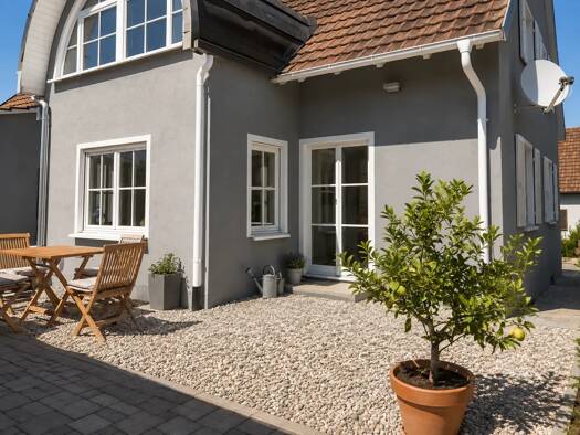 Doppelhaushälfte zum Kauf provisionsfrei 520.000 € 5,5 Zimmer 185 m² 343 m² Grundstück frei ab 15.07.2027 Bietingen Gottmadingen 78244