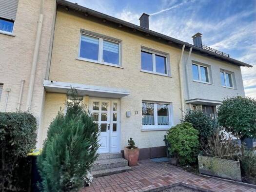 Reihenmittelhaus zum Kauf 265.000 € 5,5 Zimmer 110 m² 213 m² Grundstück Lünern Unna 59427