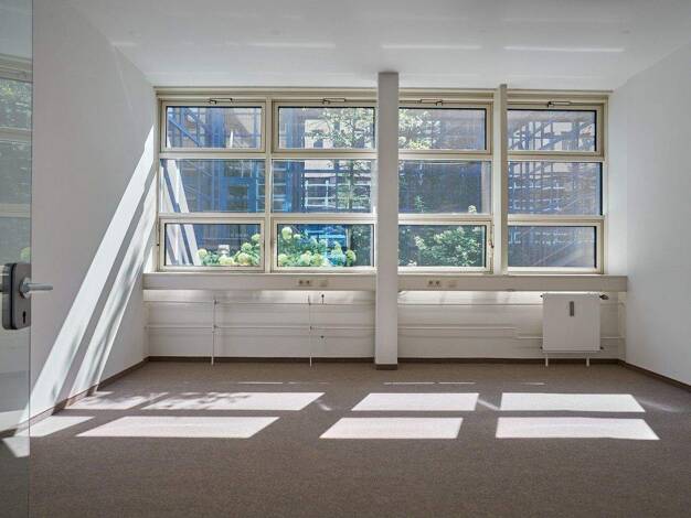 Bürofläche zur Miete 6,50 € 40,8 m² Bürofläche Bretonischer Ring 4-6a Neukeferloh Grasbrunn 85630