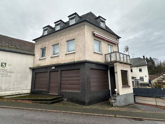 Haus zum Kauf 149.000 € 6 Zimmer 92 m² Grundstück frei ab sofort Hauptstraße 17 Ockfen 54441