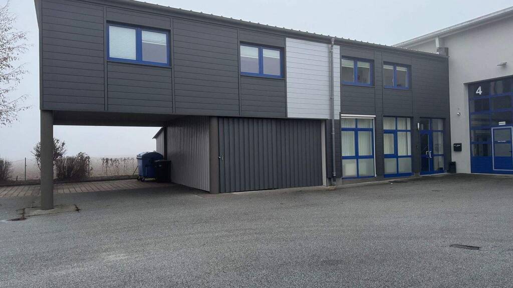 Bürofläche zur Miete 3.000 € 270 m² Bürofläche Plattling 94447