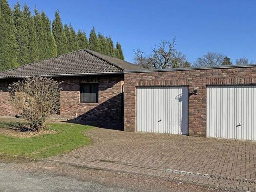 Bungalow zum Kauf 790.000 € 3 Zimmer 123,8 m² 2.245 m² Grundstück Friedrichsfeld Voerde 46562