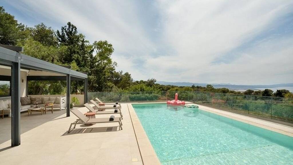 Haus zum Kauf 1.400.000 € 5 Zimmer 213 m² 3.143 m² Grundstück Kreta Chania 731 33