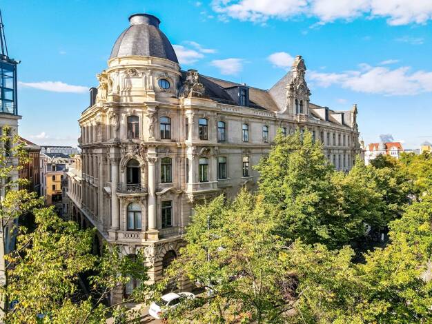 Laden zur Miete 10 € 4 Zimmer 143 m² Verkaufsfläche Universitätsring 6a Innenstadt Halle 06108