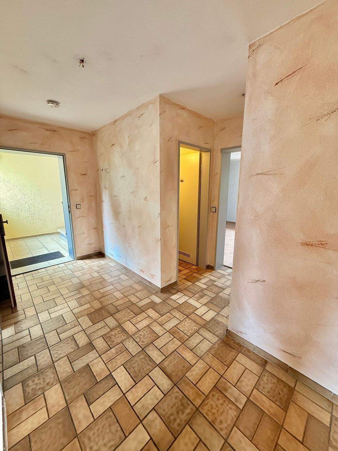 Immobilie in Brigachtal - 3-Zimmer-Wohnung mit Blick ins Grüne inklusive EBK - Bild 0