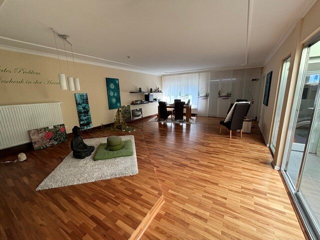 Bungalow zum Kauf 199.000 € 3 Zimmer 156 m²<br/>Wohnfläche 160 m²<br/>Grundstück Rheydt Mönchengladbach 41236