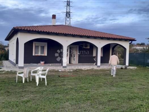 Haus zum Kauf 550.000 € 3 Zimmer 135 m² Valdebek, Pula Pula