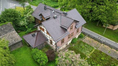 Einfamilienhaus zum Kauf 219.000 € 9 Zimmer 250 m² 1.133 m² Grundstück Neuhaus im Solling Holzminden 37603