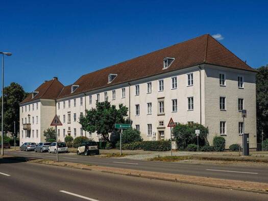 Wohnung zur Miete 406 € 2 Zimmer 48,6 m² EG frei ab sofort Heinrich-Heine-Str. 13 Innenstadt Wolfsburg 38440