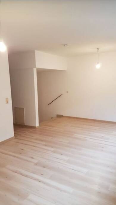 Wohnung zur Miete 425 € 1 Zimmer 35 m² 1. Geschoss frei ab 01.09.2025 Alte Steige Höchberg 97204