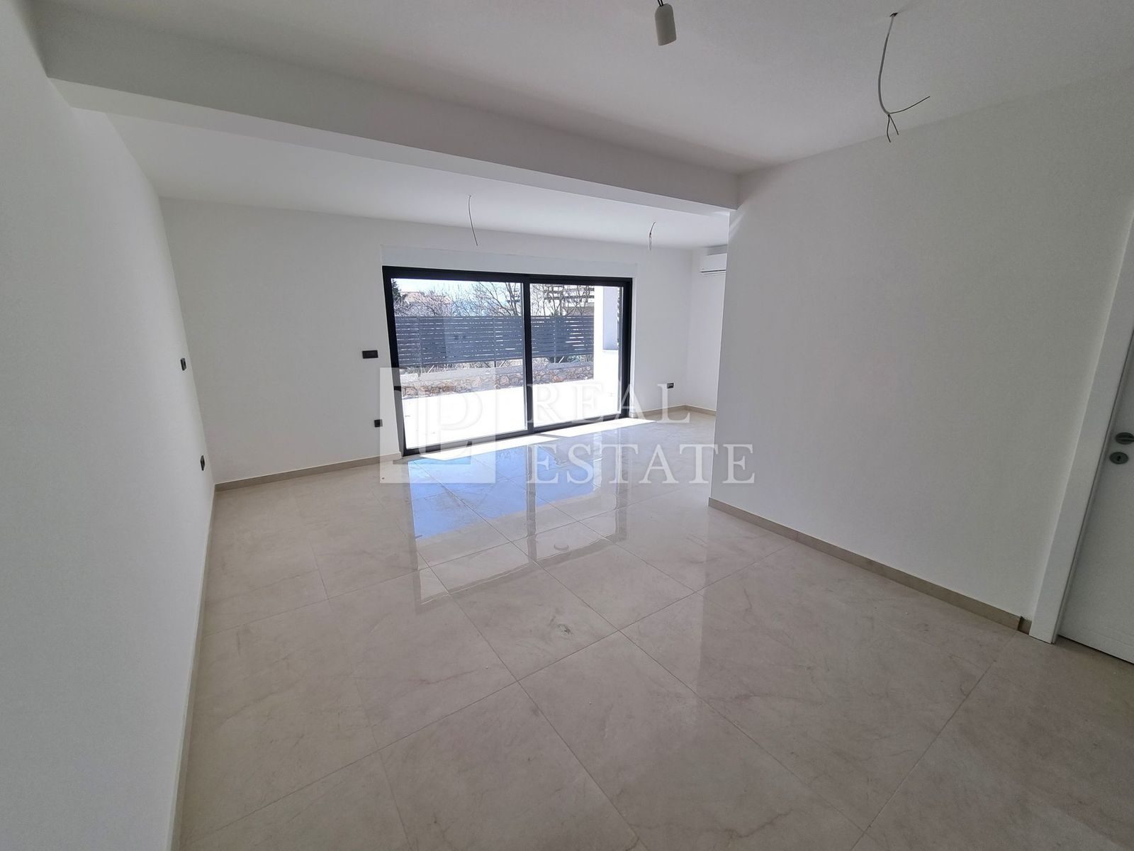 Wohnung zum Kauf 240.000 € 3 Zimmer 79 m²<br/>Wohnfläche Novi Vinodolski