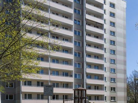 Wohnung zur Miete 425 € 3 Zimmer 73,4 m² 5. Geschoss Hermann-Danz-Straße 16 Hermsdorf 07629