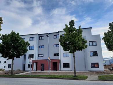 Terrassenwohnung zur Miete 1.050 € 3 Zimmer 101,4 m² EG frei ab 01.09.2025 Schwerin 19061
