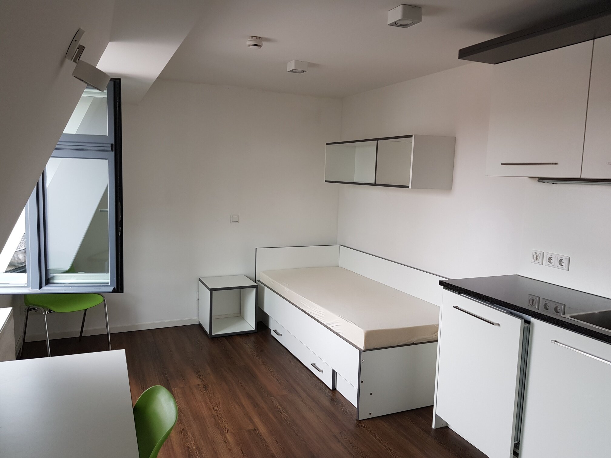 Wohnung zur Miete 415 € 1 Zimmer 24 m²<br/>Wohnfläche 4.<br/>Geschoss Meilwald Erlangen 91054