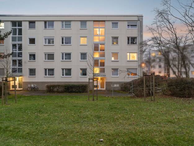 Wohnung zum Kauf 329.000 € 3 Zimmer 70,1 m² 1. Geschoss Schwalbach am Taunus 65824