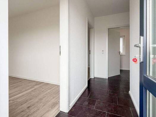 Bürofläche zur Miete 750 € 40 m² Bürofläche Husum 25813