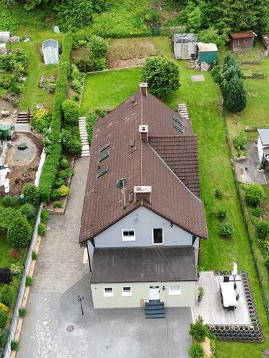Doppelhaushälfte zum Kauf provisionsfrei 290.000 € 4 Zimmer 140 m² 1.093 m² Grundstück Meiningen Meiningen 98617
