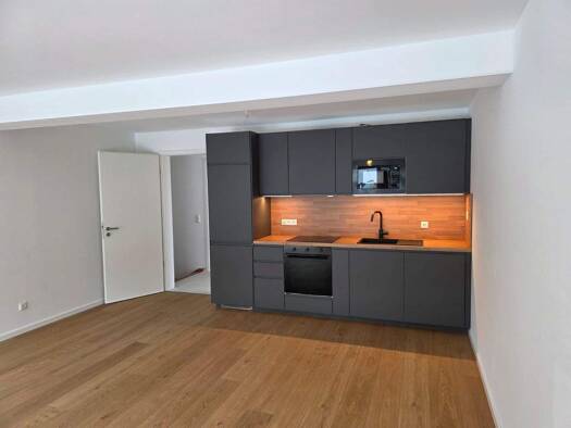 Wohnung zur Miete - Erstbezug 2.345 € 2 Zimmer 85 m² 1. Geschoss frei ab sofort Bogenhausen München 81927