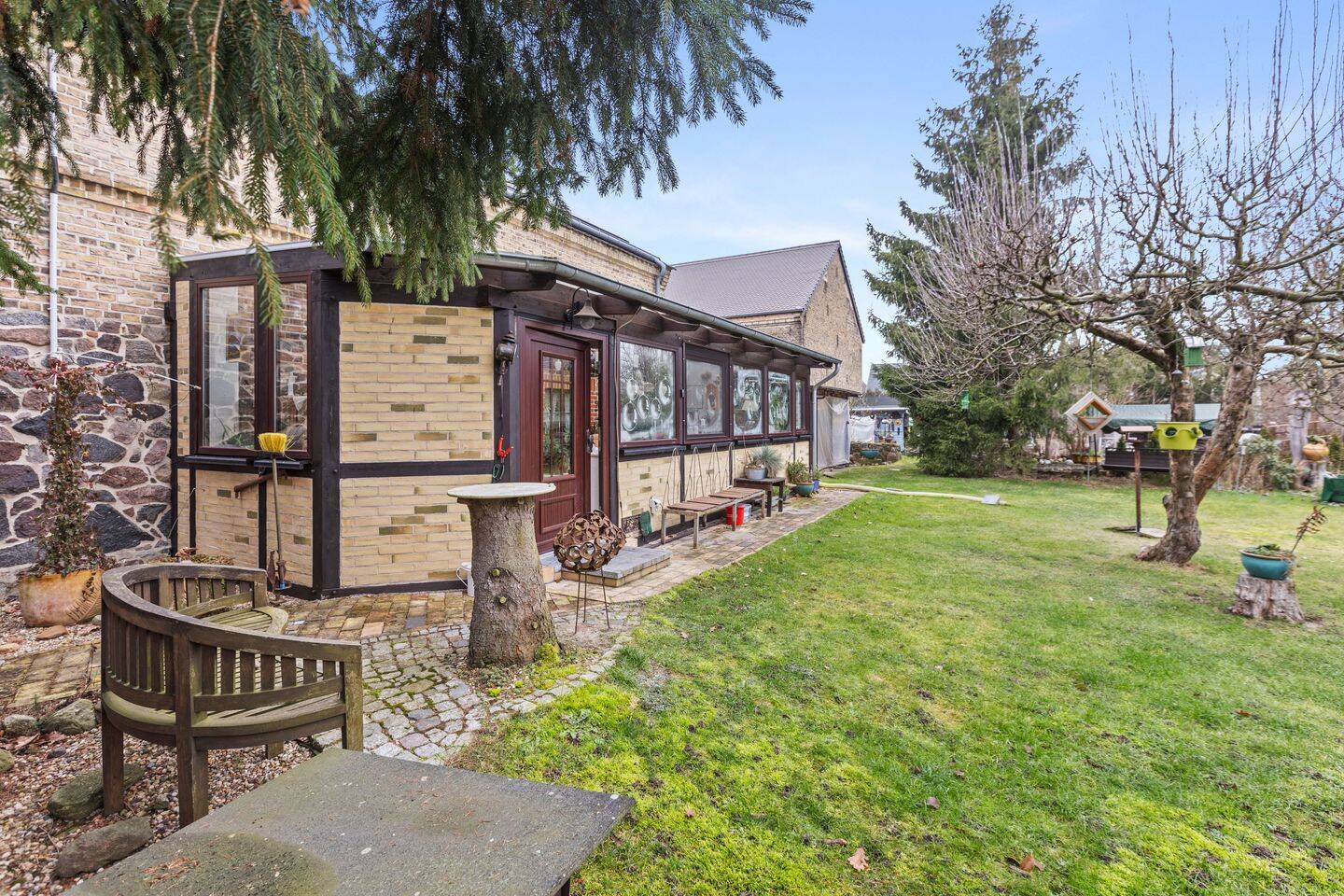 Property thumbnail 12