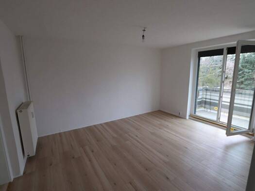 Wohnung zur Miete 315 € 2 Zimmer 47,5 m² 1. Geschoss frei ab sofort Karl-Marx-Ring 26 Röblingen am See Seegebiet Mansfelder Land 06317