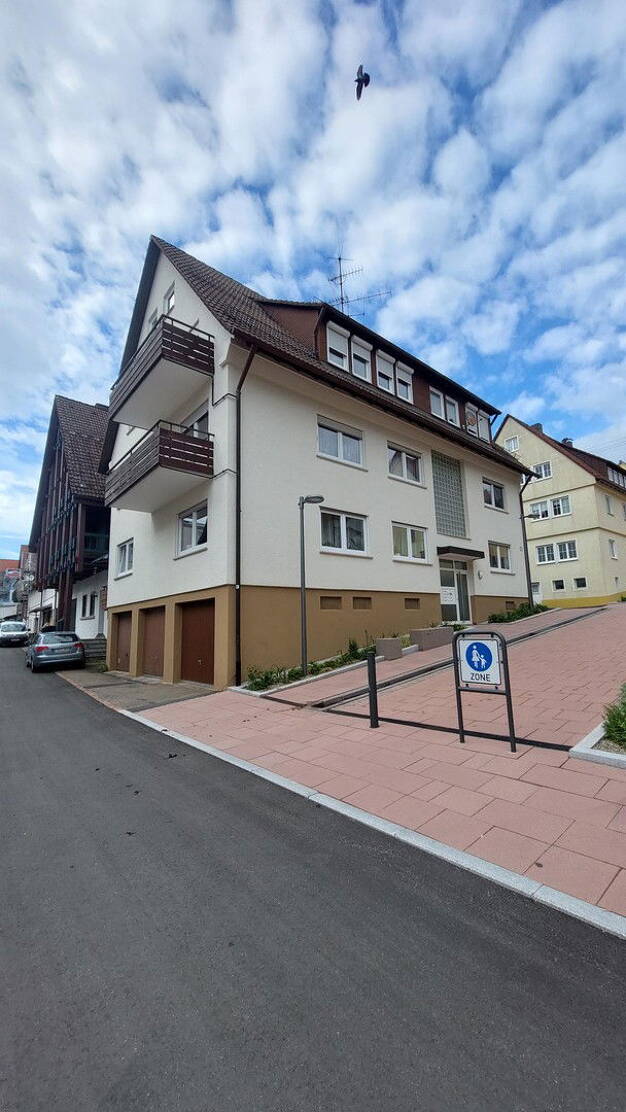 Wohnung zum Kauf provisionsfrei 150.000 € 3 Zimmer 63 m² Dachgeschoss, 2. Geschoss Alfredstraße 63 Freudenstadt Freudenstadt 72250