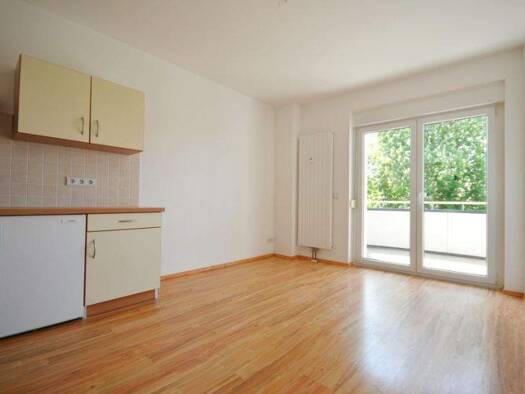 Wohnung zur Miete 270 € 2 Zimmer 39,7 m² 2. Geschoss Pestalozzistraße 3 Innenstadt Riesa 01589
