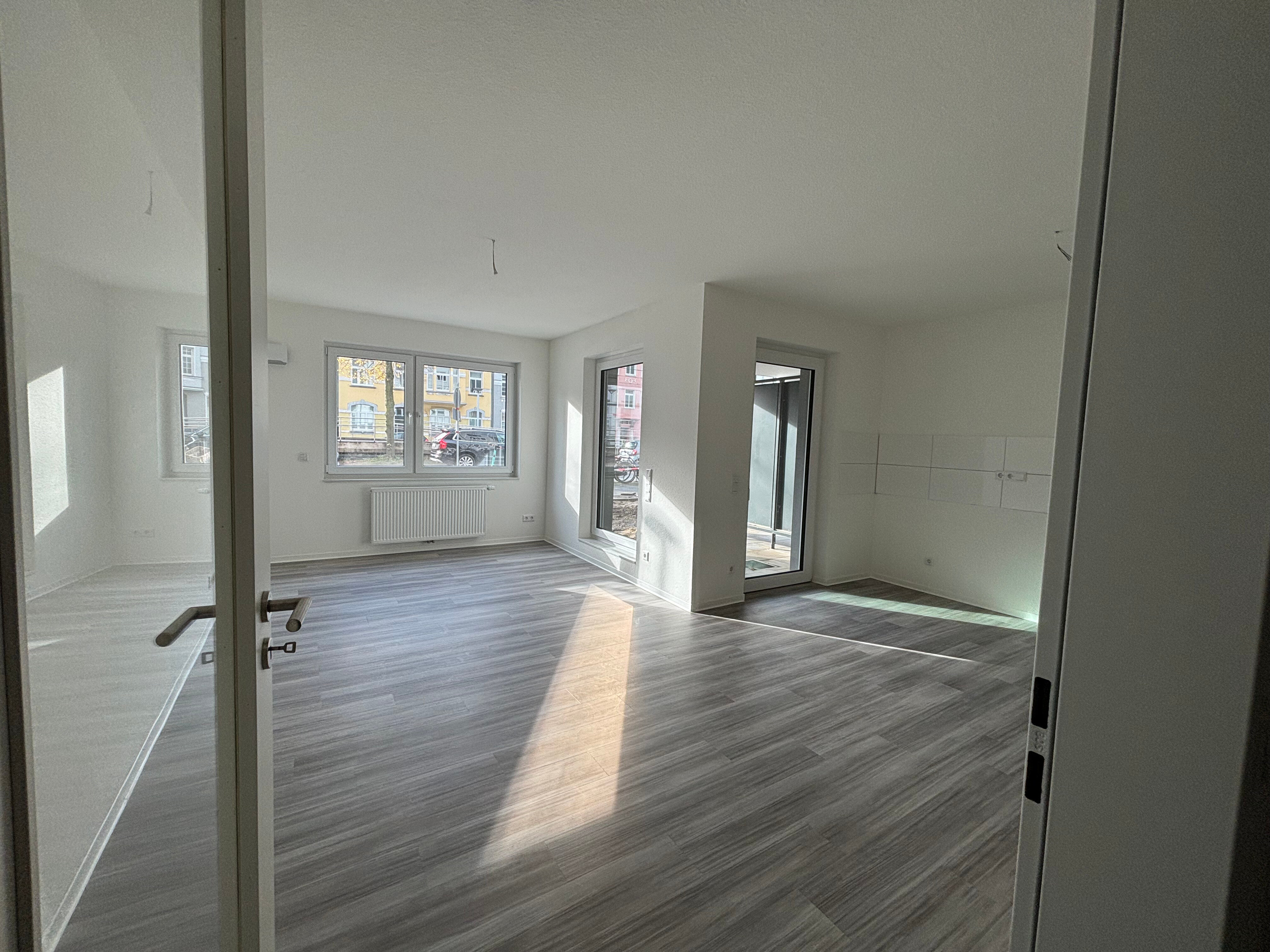 Terrassenwohnung zur Miete nur mit Wohnberechtigungsschein 500 € 2 Zimmer 64 m²<br/>Wohnfläche EG<br/>Geschoss ab sofort<br/>Verfügbarkeit Hansaallee 274 Oberlörick Düsseldorf 40547