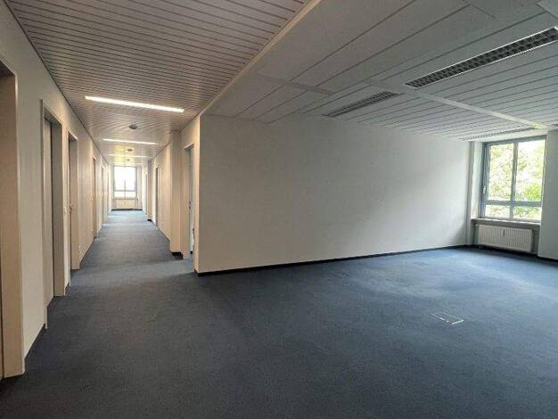 Bürofläche zur Miete provisionsfrei 2.359 € 362 m² Bürofläche Lilienthalstraße Hallbergmoos 85399