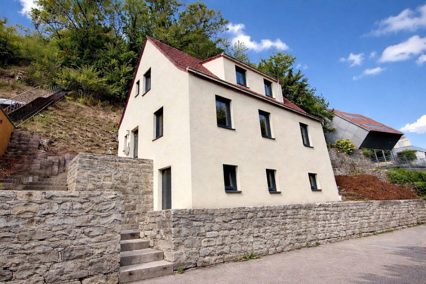 Einfamilienhaus zum Kauf - Ansicht 2