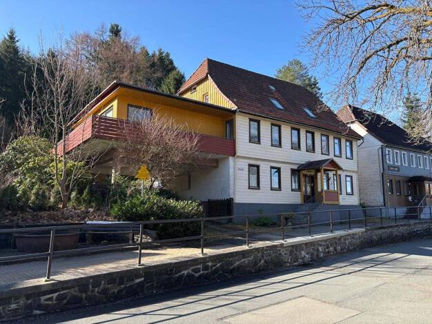 Wohnung zur Miete 550 € 3 Zimmer 74 m² Geschoss 1/2 frei ab sofort Bergstraße 15 Altenau Clausthal-Zellerfeld 38707