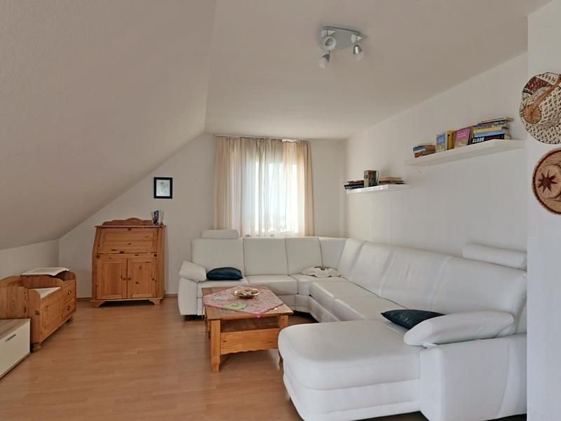 Wohnung zur Miete Wohnen auf Zeit 1.150 € 3 Zimmer 85 m²<br/>Wohnfläche ab sofort<br/>Verfügbarkeit Ulla Nohra 99428