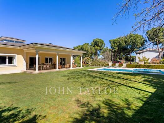 Haus zum Kauf 6.700.000 € 849 m² 1.627 m² Grundstück Madrid 28043