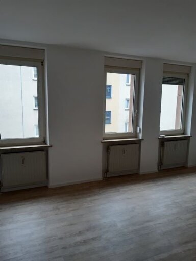 Wohnung zur Miete 900 € 4 Zimmer 85 m² 1. Geschoss frei ab 01.01.2025 Wöhrd Nürnberg 90489