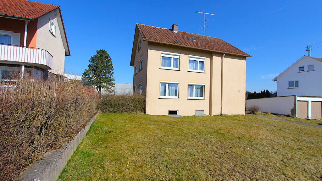 Mehrfamilienhaus zum Kauf 285.000 € 8 Zimmer 141,2 m² 440 m² Grundstück Dunningen 78655