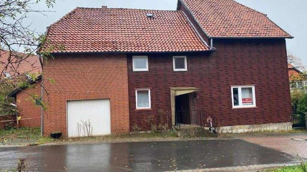 Einfamilienhaus zum Kauf provisionsfrei 169.000 € 7 Zimmer 145 m² 215 m² Grundstück Hotteln Sarstedt-Hotteln 31157