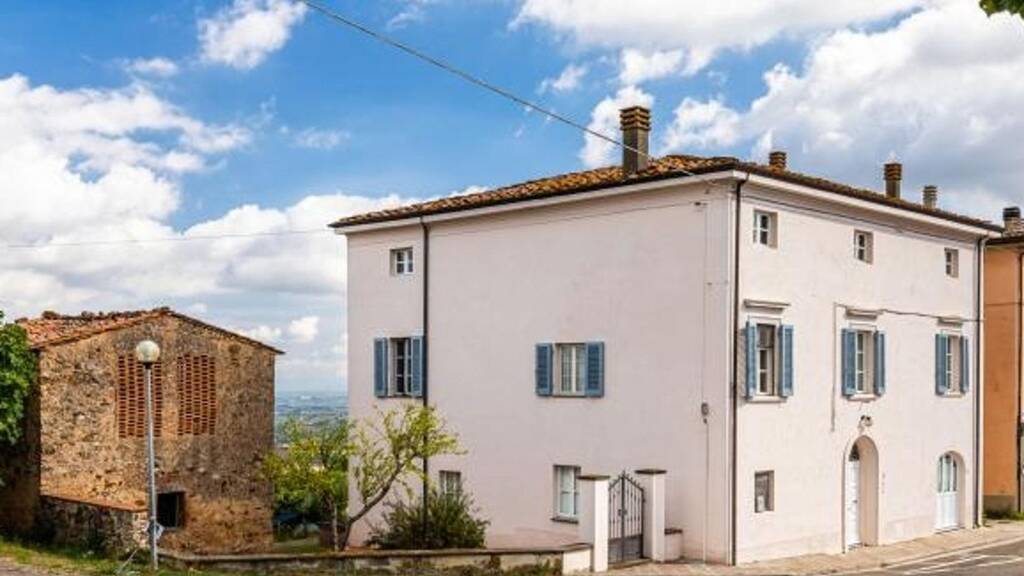 Haus zum Kauf 490.000 € 4 Zimmer 360 m² 4.500 m² Grundstück Casciana Terme