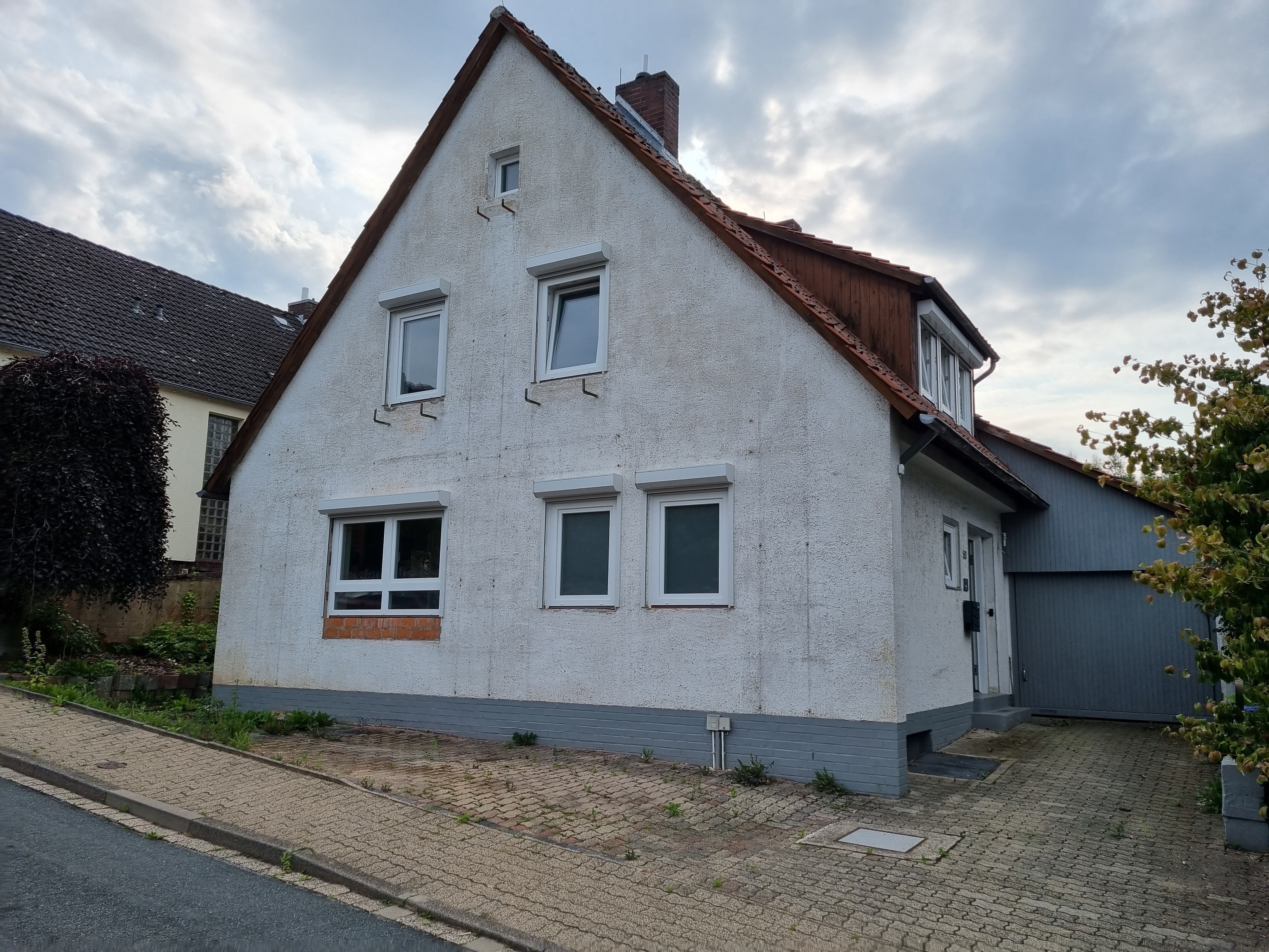 Einfamilienhaus zum Kauf 339.000 € 6 Zimmer 172 m²<br/>Wohnfläche 1.198 m²<br/>Grundstück ab sofort<br/>Verfügbarkeit Bergstraße 50 Diekholzen Diekholzen 31199