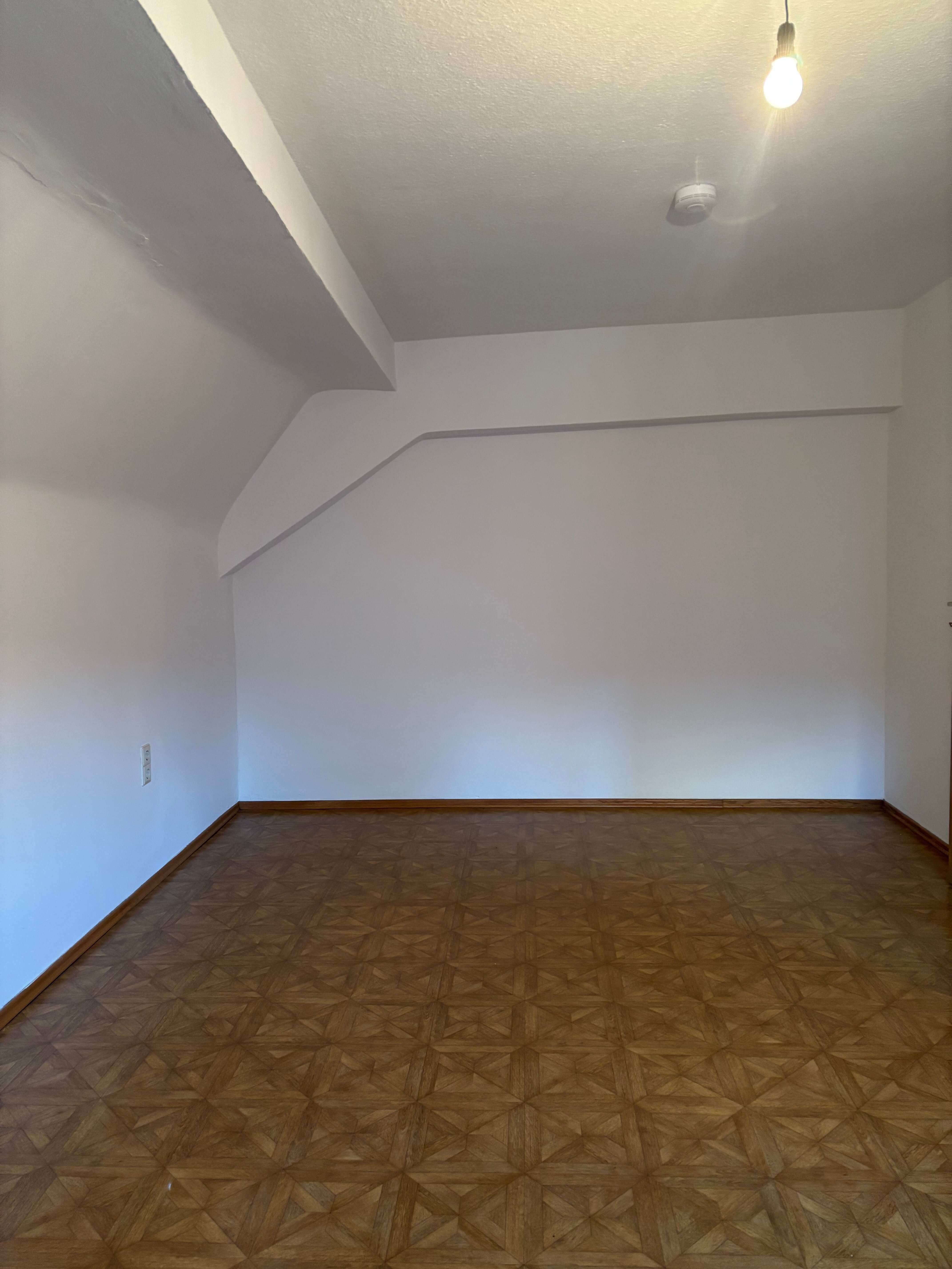 Wohnung zur Miete 590 € 2 Zimmer 46 m²<br/>Wohnfläche 2.<br/>Geschoss ab sofort<br/>Verfügbarkeit Wendelstein Wendelstein 90530