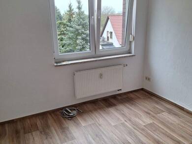 Wohnung zum Kauf 135.000 € 4 Zimmer 108 m² Dachgeschoss, 2. Geschoss frei ab sofort Dähre Dähre 29413