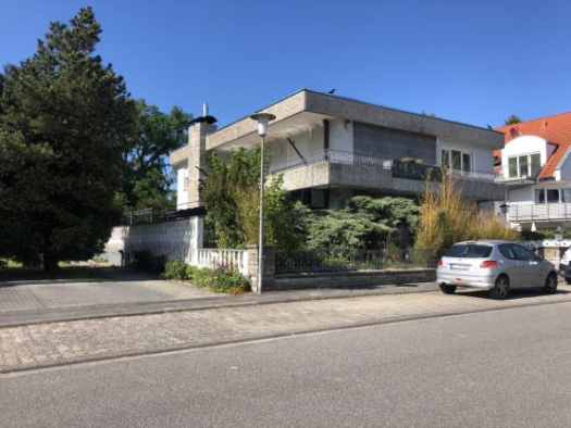 Haus zum Kauf 1.250.000 € 8 Zimmer 439 m² 538 m² Grundstück Rüsselsheim Rüsselsheim am Main 65428