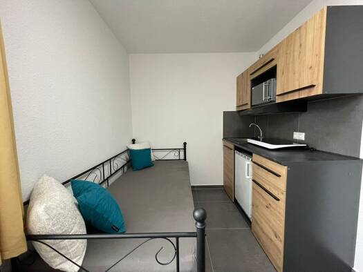 Studio zur Miete 430 € 1 Zimmer 12 m² 3. Geschoss Vierzigmannstraße 28 Erlangen-Nord Erlangen 91054