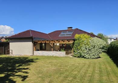 Einfamilienhaus zum Kauf 729.000 € 5 Zimmer 299 m² 962 m² Grundstück Bad Oldesloe 23843