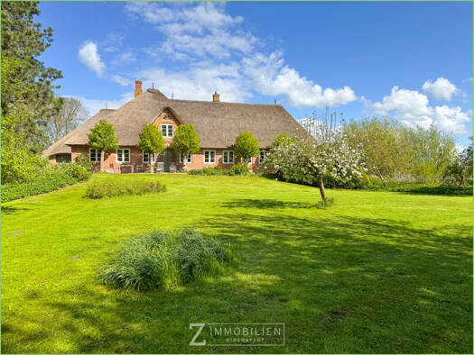 Haus zum Kauf 2.300.000 € 6 Zimmer 352 m² 8.428 m² Grundstück Garding Kirchspiel 25836