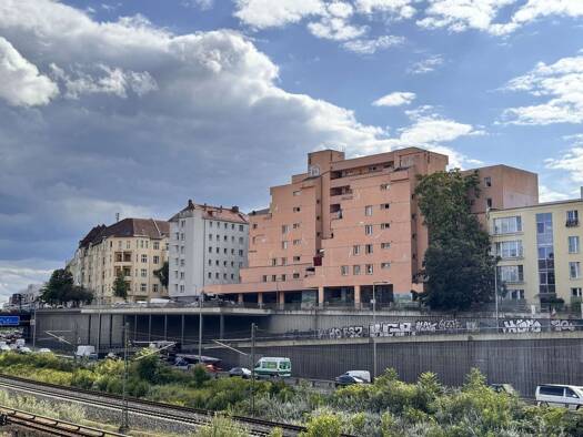 Wohn- und Geschäftshaus zum Kauf als Kapitalanlage geeignet 1.199.000 € 8 Zimmer 650 m² Berlin 14059