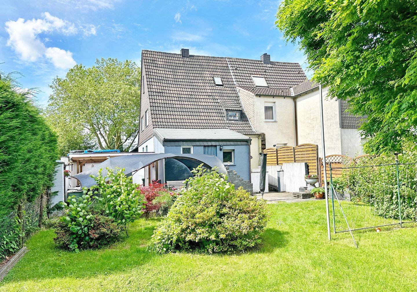 Doppelhaushälfte zum Kauf - Ansicht 2