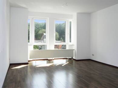Wohnung zur Miete 320 € 2 Zimmer 61,6 m² 2. Geschoss Grüne Linde 21 Greiz Greiz 07973