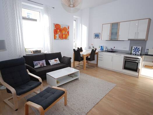 Studio zur Miete Wohnen auf Zeit 1.300 € 2 Zimmer 67 m² frei ab 01.08.2026 Mackstraße 6 Bad Reichenhall Bad Reichenhall 83435