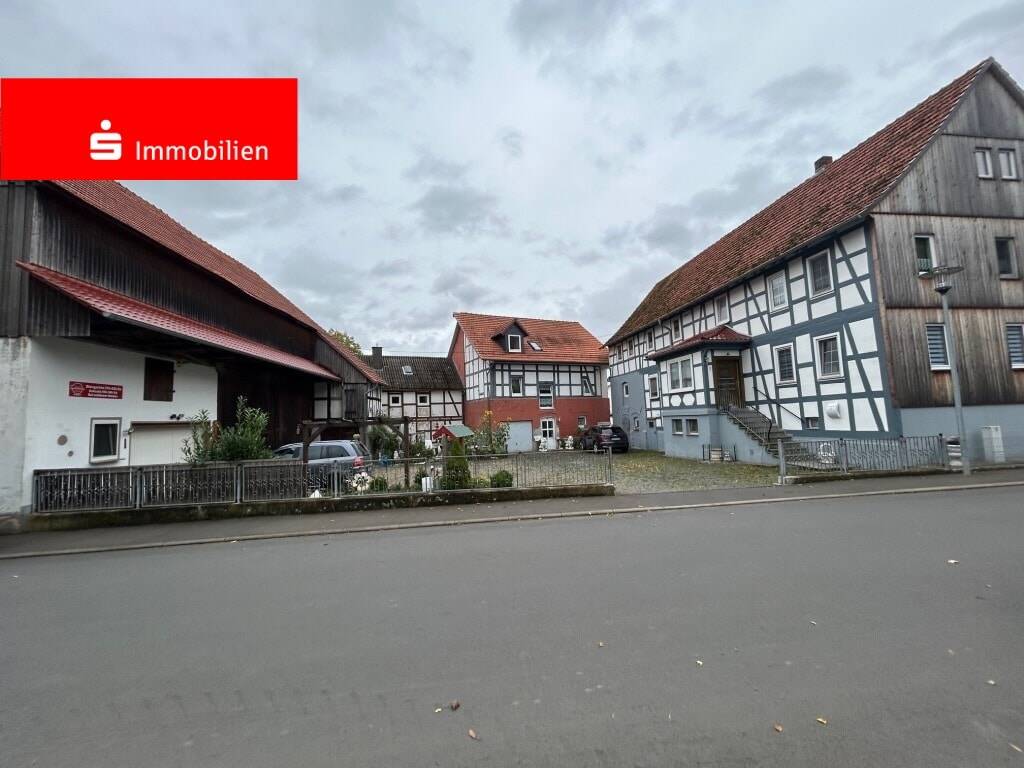 Mehrfamilienhaus zum Kauf 259.000 € 15 Zimmer 370 m²<br/>Wohnfläche 1.623 m²<br/>Grundstück Gebersdorf Frielendorf 34621
