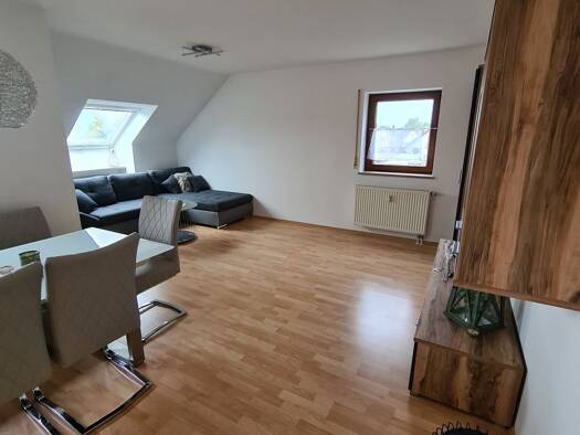 Wohnung zur Miete 530 € 2,5 Zimmer 81 m² Geschoss 2/3 frei ab 01.03.2026 Neuer Weg 15 Muhr Muhr am See 91735