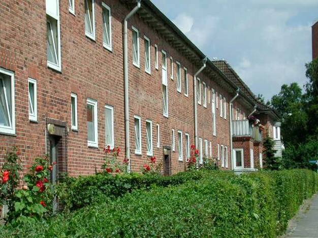 Wohnung zur Miete 419 € 2 Zimmer 45,6 m² frei ab 27.08.2026 Quittenstraße 23 Neumühlen-Dietrichsdorf Neumühlen - Dietrichsdorf 24149